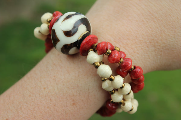 Wengi Bracelet, Uganda