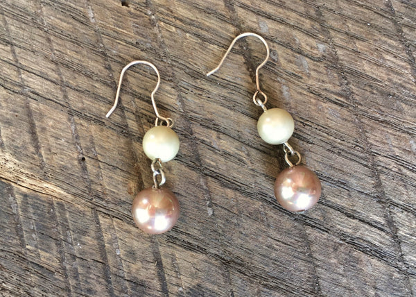 Pearl Earrings, Asia